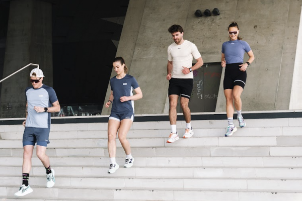 Lacets Gorilla Tribes, lacets sport dans les escaliers